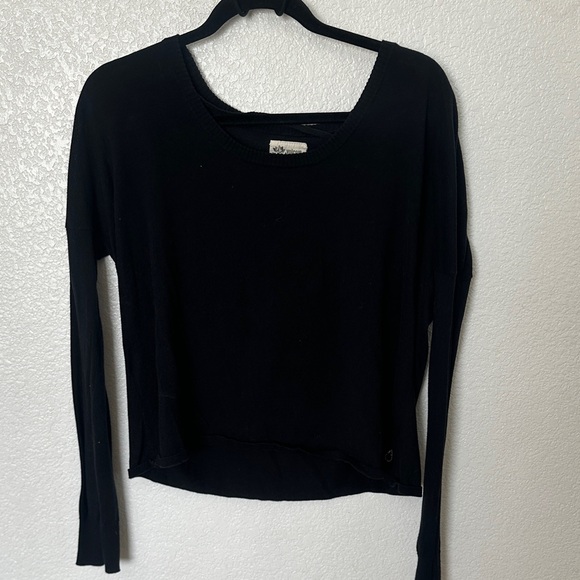 Volcom Black Women's Sweater - Picture 1 of 2